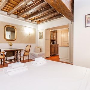 Al Cortile Del Moro